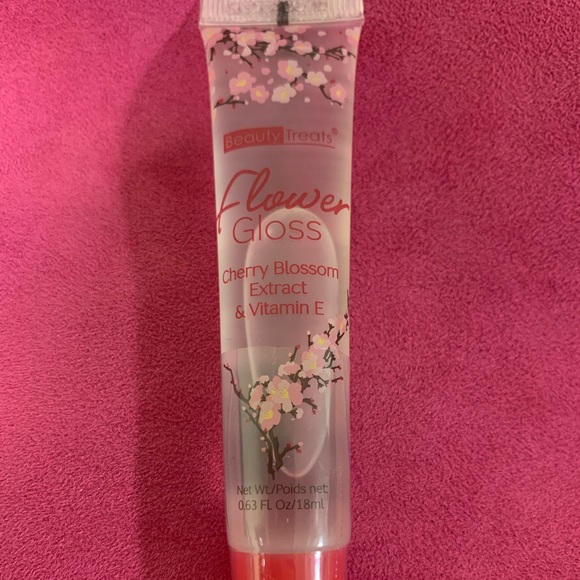 Flower Cherry Blossom Extract Lip Gloss - Picture 2 of 2